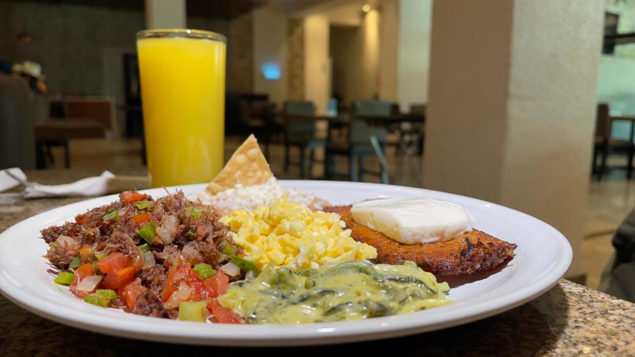 Hotel El Sembrador Guasave ภายนอก รูปภาพ